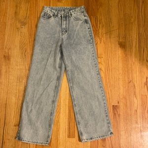 Light wash wide leg jeans
